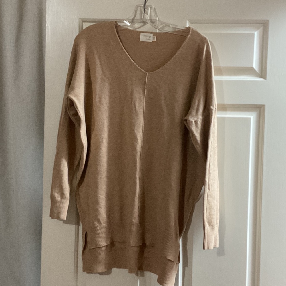 Elegant Women's V-Neck Sweater in Tan